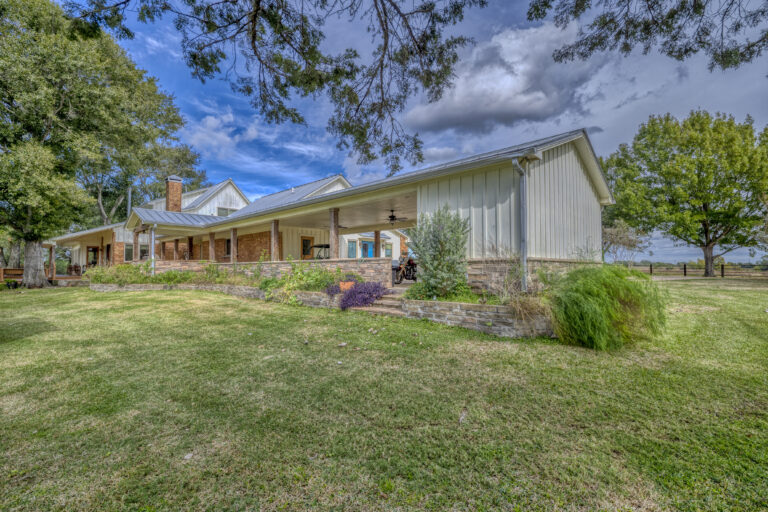 High View Oaks- 9539 FM 2621