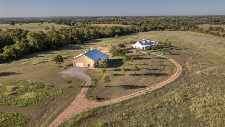 Bluebonnet Hill, 15700 Kolkhorst Schultz Road Washington, Texas, Washington County, Krueger Road, Farm & Ranch, Main House, Barndominium, lake