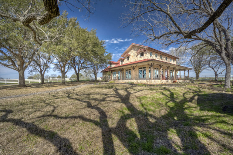 7016 Quail Run Road, Burton, Texas