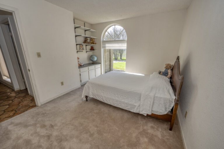 7016 Quail Run Road, Burton, Texas