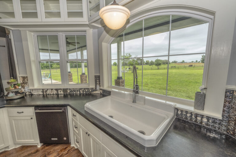 1725 Stokes Road New Ulm, Texas