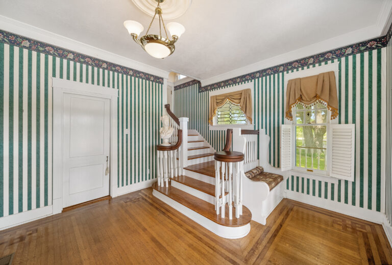 1305 Live Oak Lane Brenham, Texas