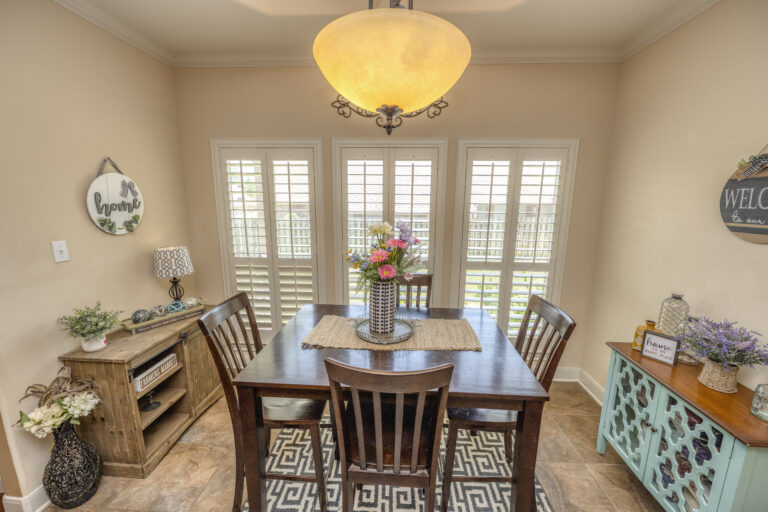 402 Scattered Oaks Circle, Brenham Texas 77833