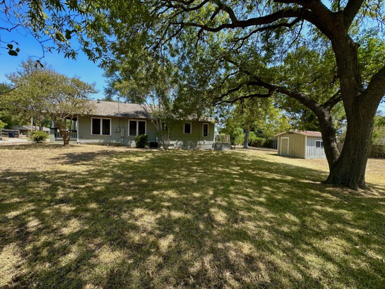 806 Crockett Street Brenham, Texas 77833