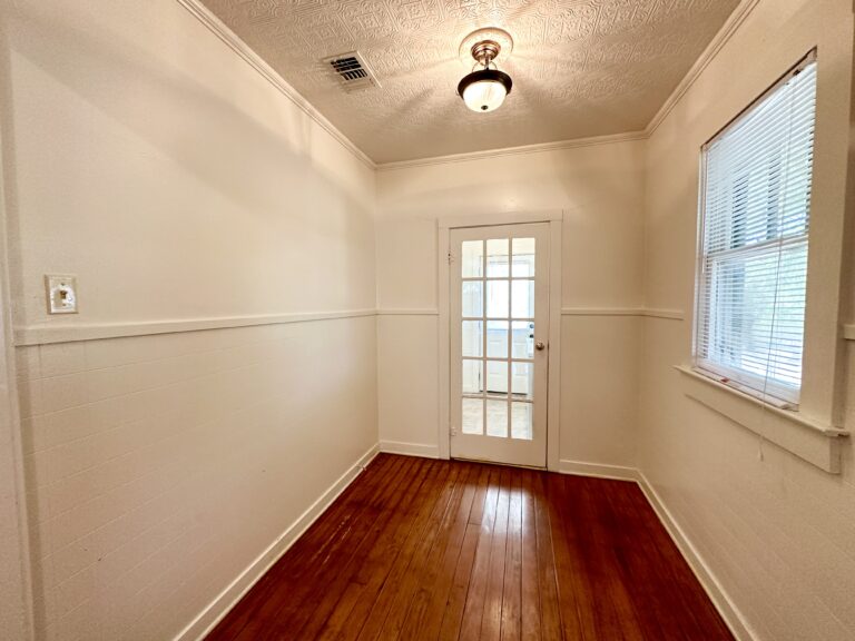 806 Crockett Street Brenham, Texas 77833