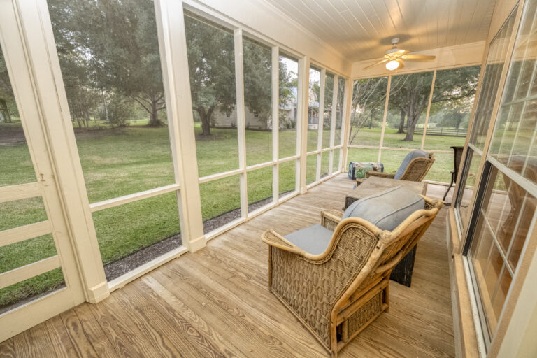 5423-home-1-screened-porch-1