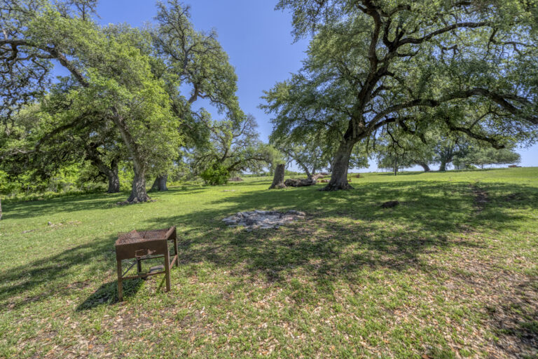 15140 Bluff Road, Washington, Texas 77880