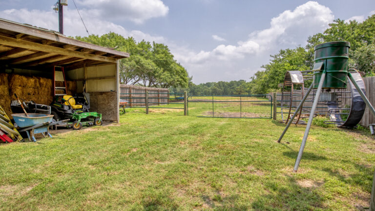 2701 Linda Lane Brenham, Texas 77833