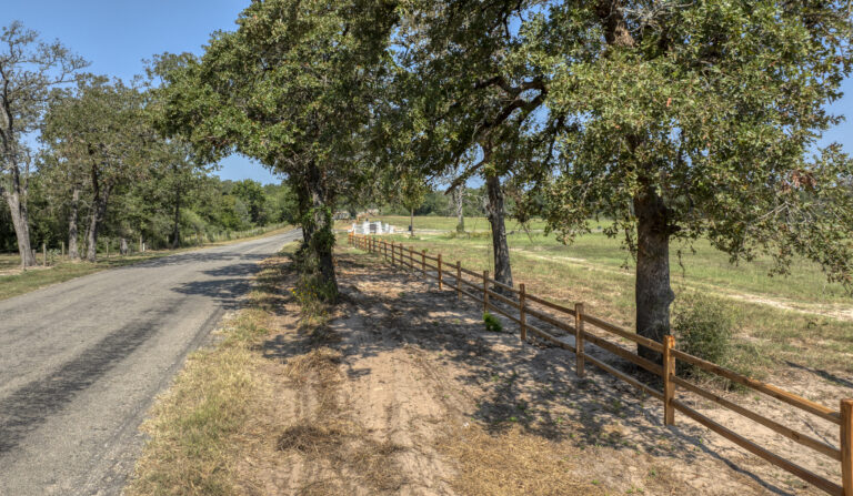 Bellwood Oaks Bellville, Texas 77418