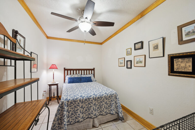 1250 Sherwood Road Brenham, Texas 77833