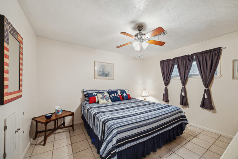 1250 Sherwood Road Brenham, Texas 77833