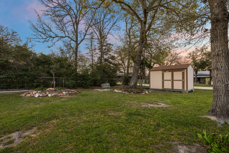 1250 Sherwood Road Brenham, Texas 77833