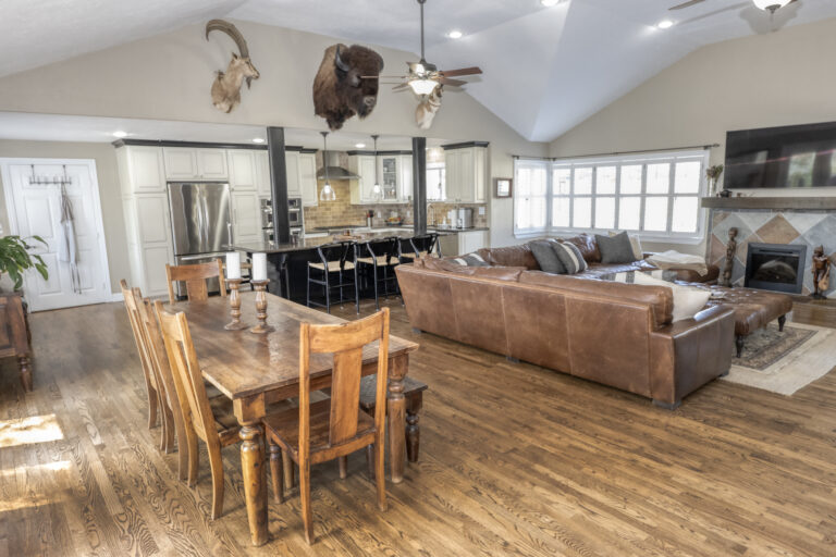 5440-dining-living