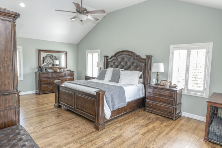 5440-primary-bedroom-1