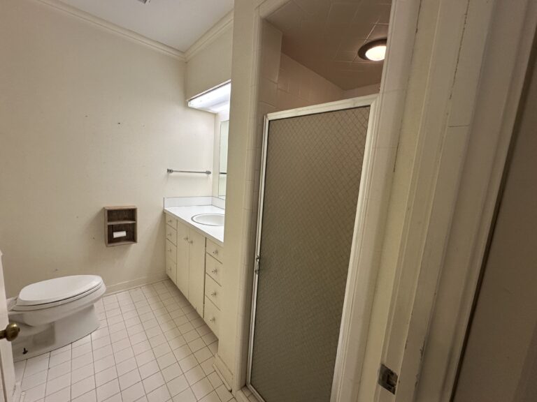 302 Cedar Circle Brenham, Texas 77833