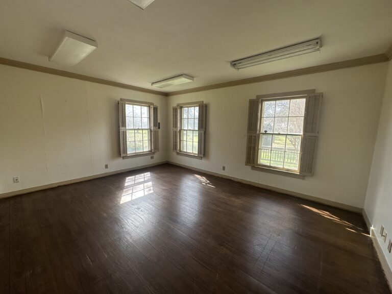 302 Cedar Circle Brenham, Texas 77833