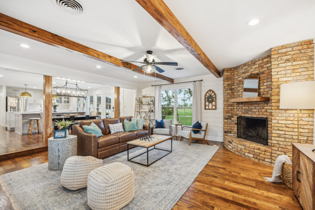 351 Pleasant Hill School Road Brenham, Texas 77833