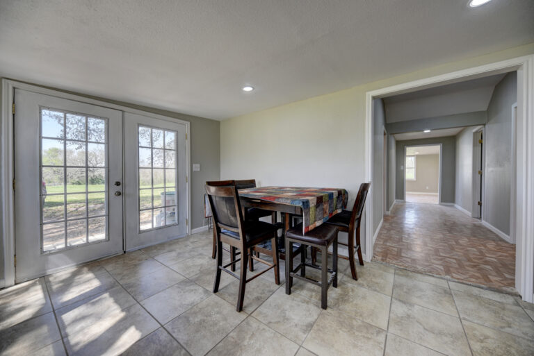505 Batdorf Lane Brenham, Texas 77833