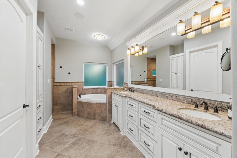 40-Crown Ranch Blvd 10332 IMG 319