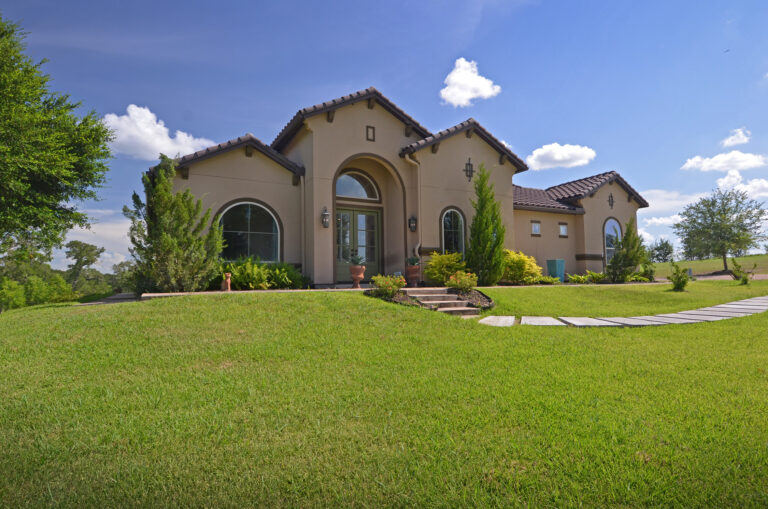 4271-FRONT HOME ANGLE1-INT
