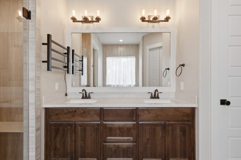6100-Primary Bathroom 2