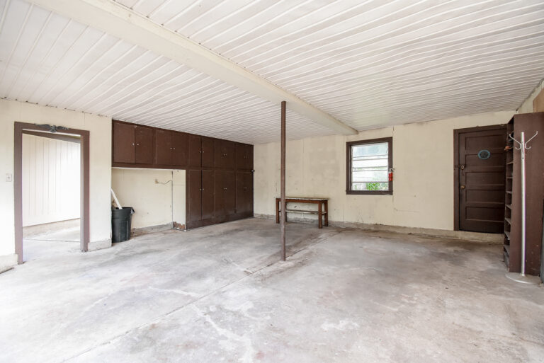 garage