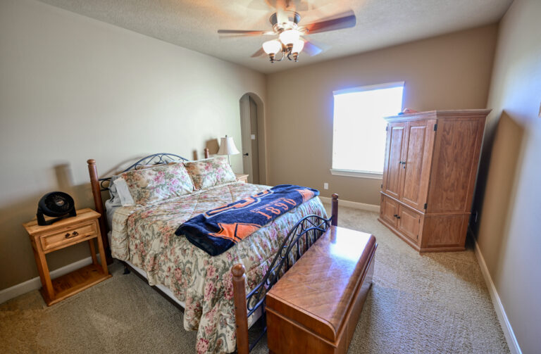 5269-bedroom-2-INT