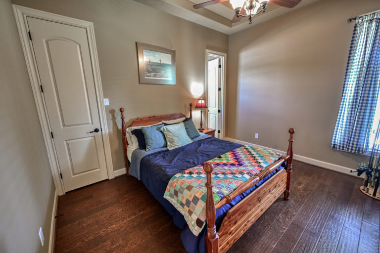 5269-bedroom-with-bath-INT